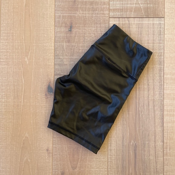 Letter biker shorts - Picture 2 of 4